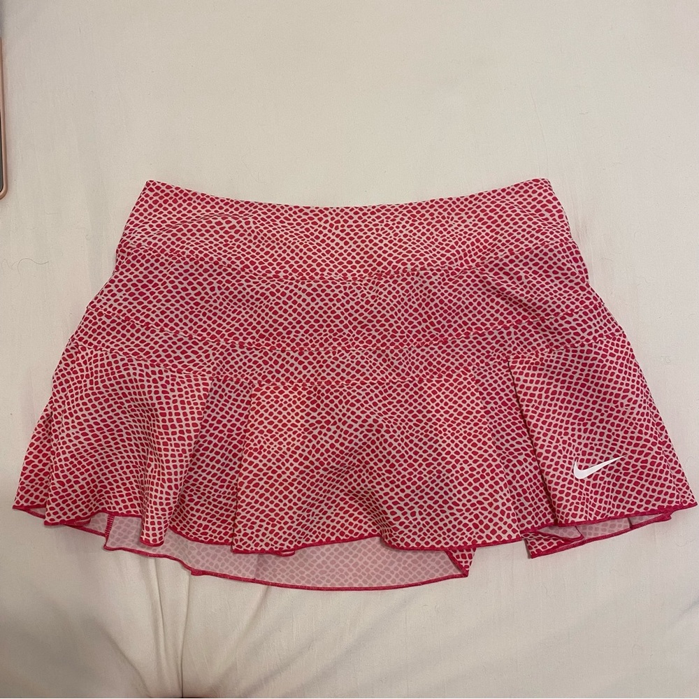 Nike pink skort s- size small